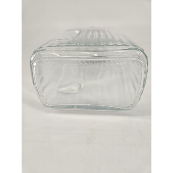 Vintage ARC France Ribbed Glass Pitcher W/ White Lid 2 Qt Retro Refrigerator Jug - Picture 7 of 11